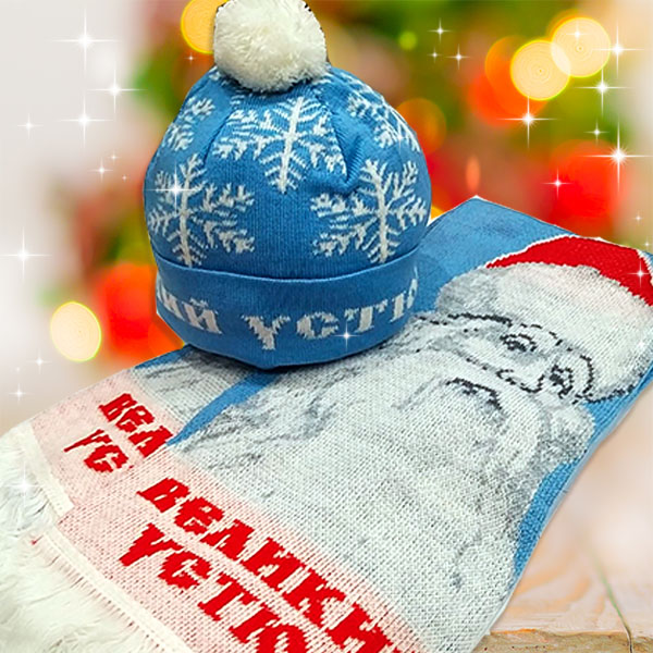 Комплект Шапка и шарф светло-голубой детский